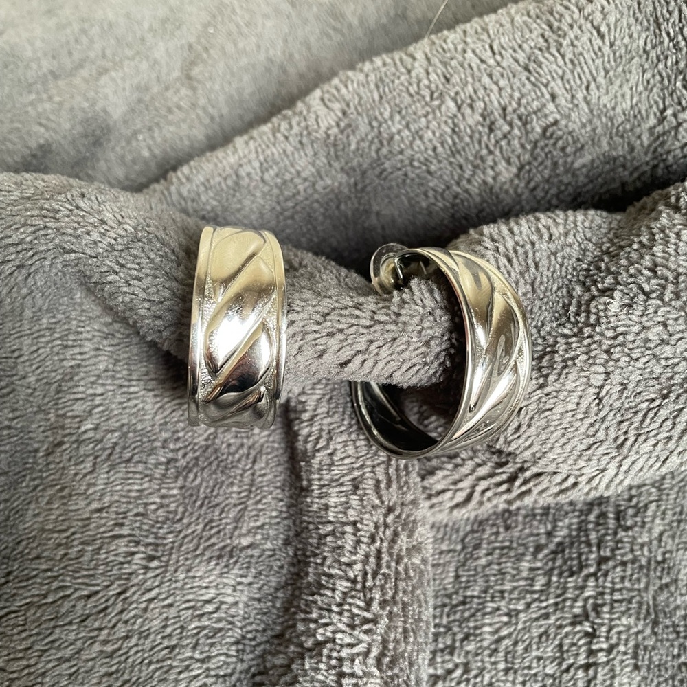 Vintage chunky silver hoops